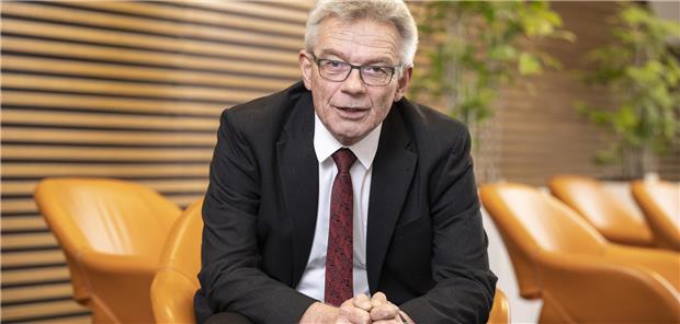 Porträt von G-BA-Chef Professor Josef Hecken.