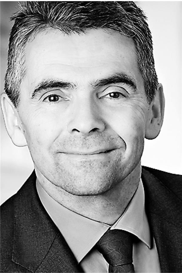 Kardiovaskuläres Screening – bei wem und wie? Prof. Rainer Hambrecht-- Klinikum Links der Weser, Bremen