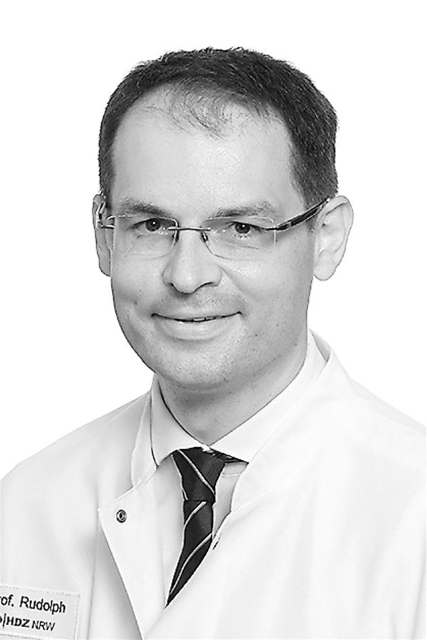 „Internationale Vernetzung bietet für jeden viele Vorteile“ Prof. Volker Rudolph-- ab April Sprecher des German ACC-Chapter